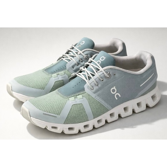 On Running Shoes - On Cloud 5 Women Running Shoes Athletic Athleisure  activewear  Sneakers 7.5